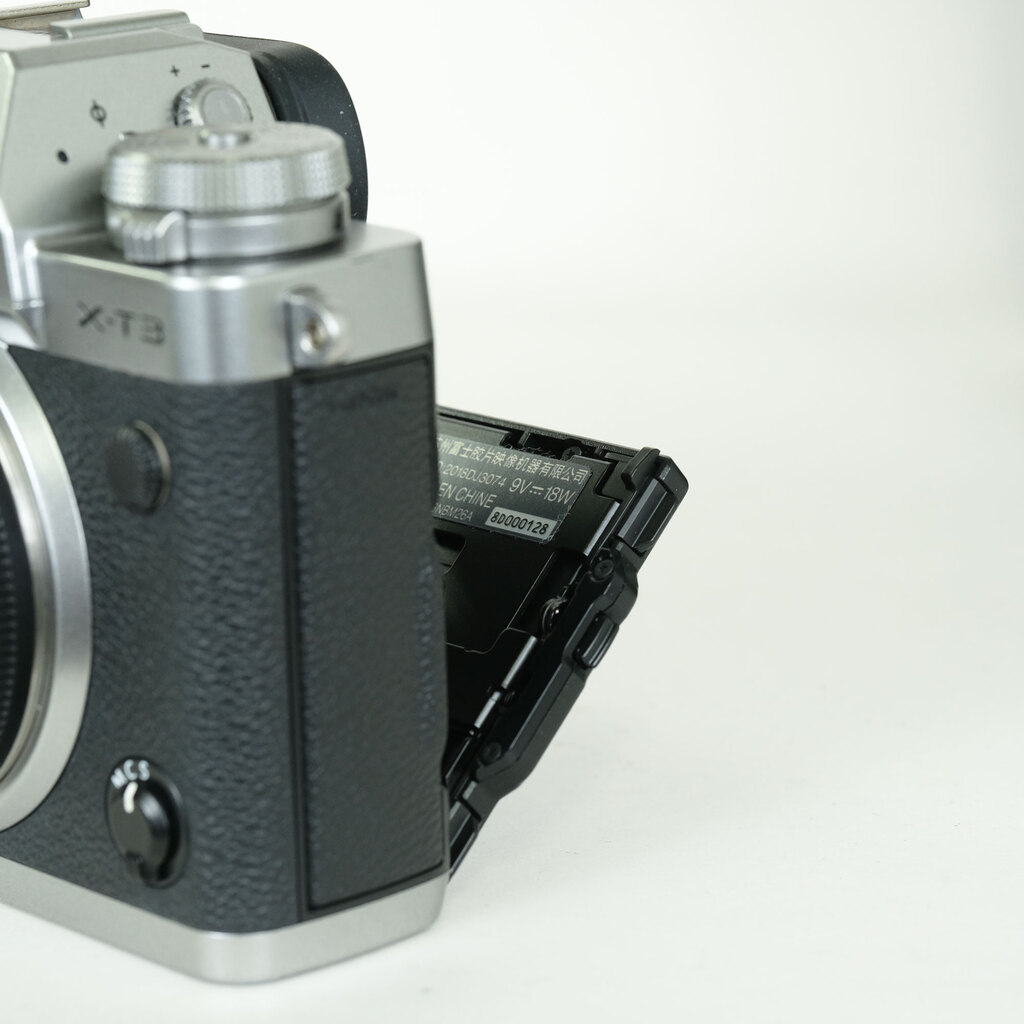 FUJIFILM X-T3 FUJIFILM X-T3