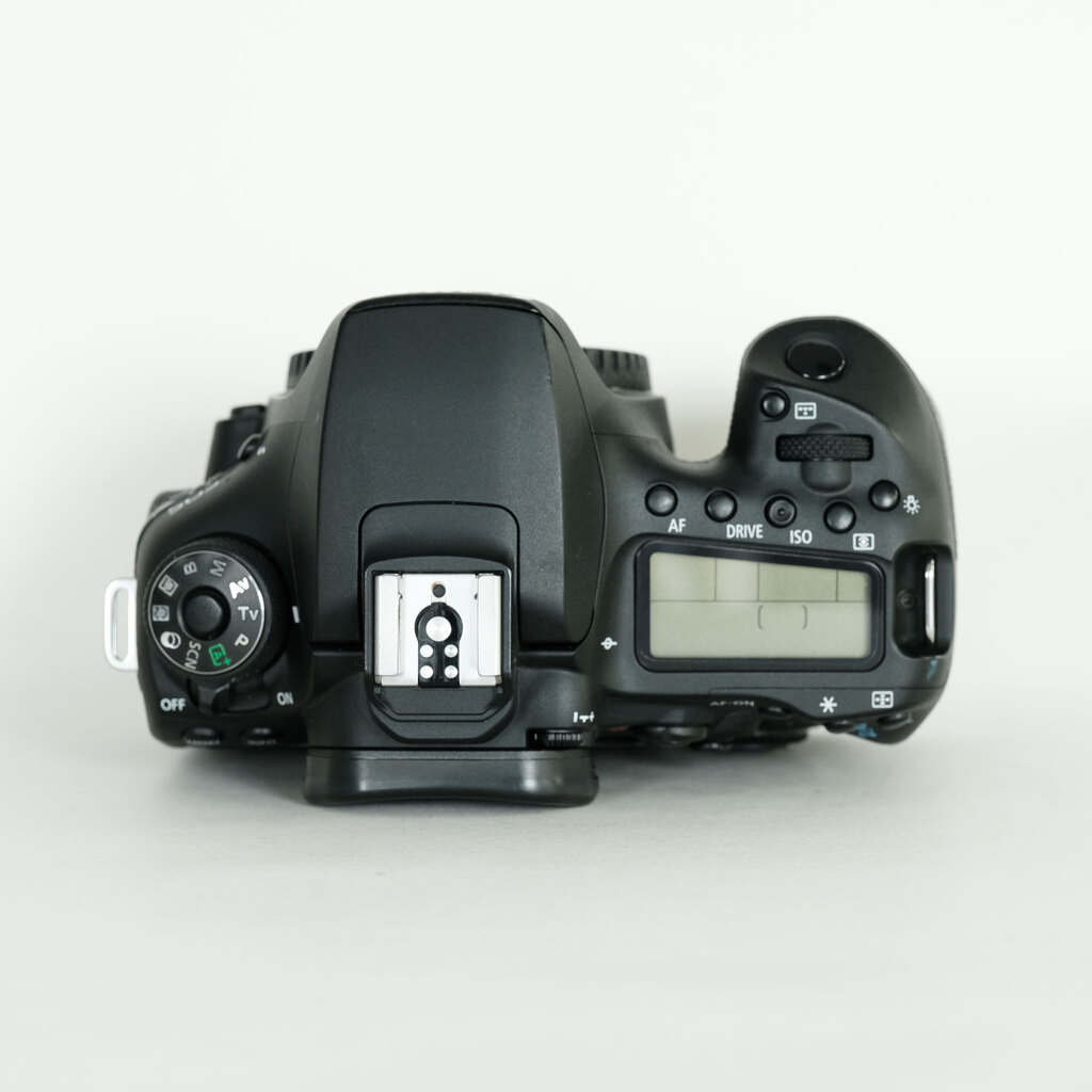 Canon EOS 90D