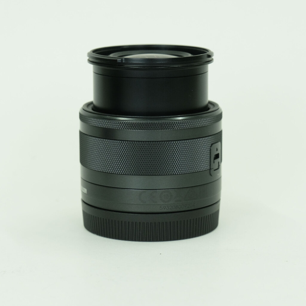 Canon EF-M15-45mm F3.5-6.3 IS STM Canon EF-M15-45mm F3.5-6.3 IS STM