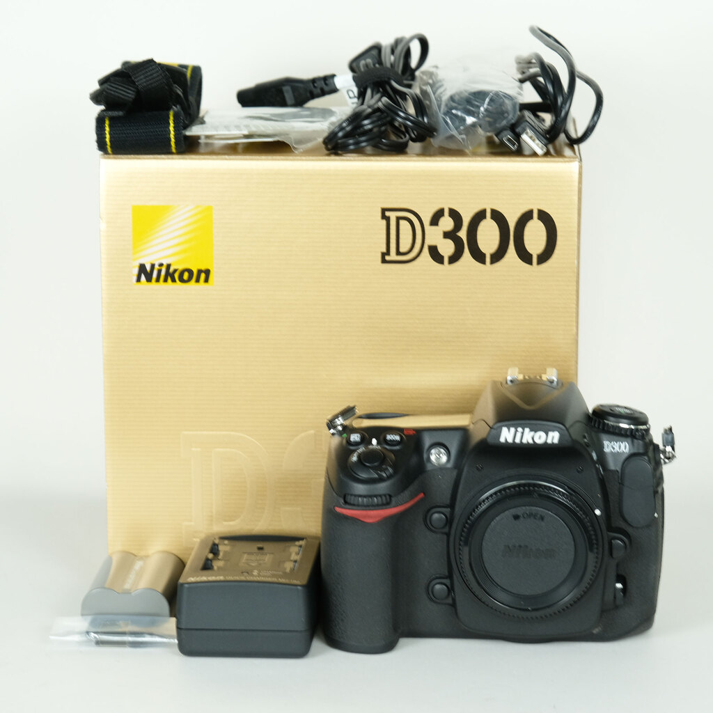 Nikon D300 ボディ Nikon D300 ボディ
