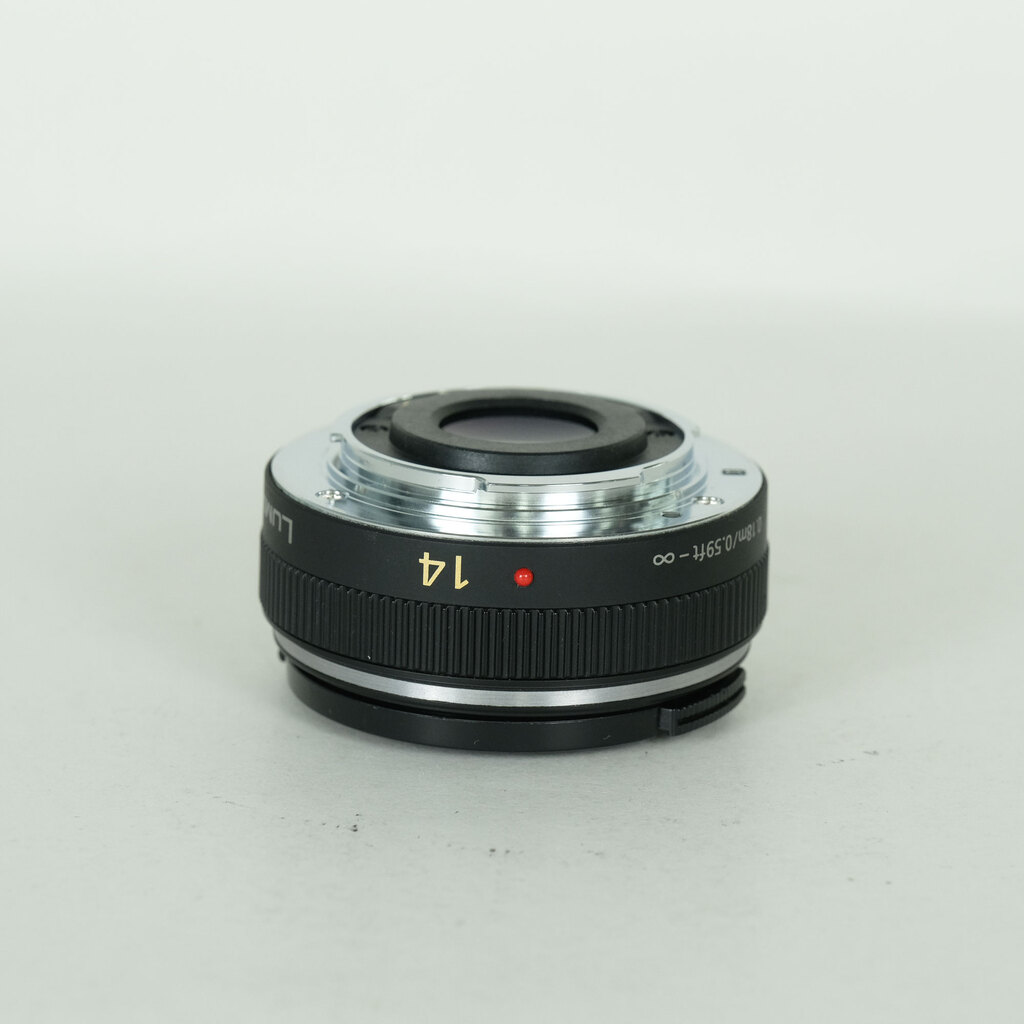 Panasonic LUMIX G 14mm F2.5 ASPH. H-H014の出品 | ONE SCENE（ワン