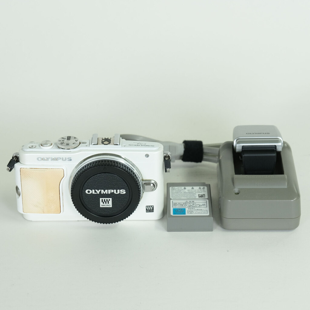 OLYMPUS PEN Lite E-PL6 ボディ ホワイト