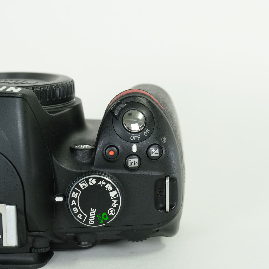 Nikon D3200ボディ ブラック