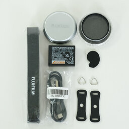 FUJIFILM X100V シルバー FUJIFILM X100V シルバー