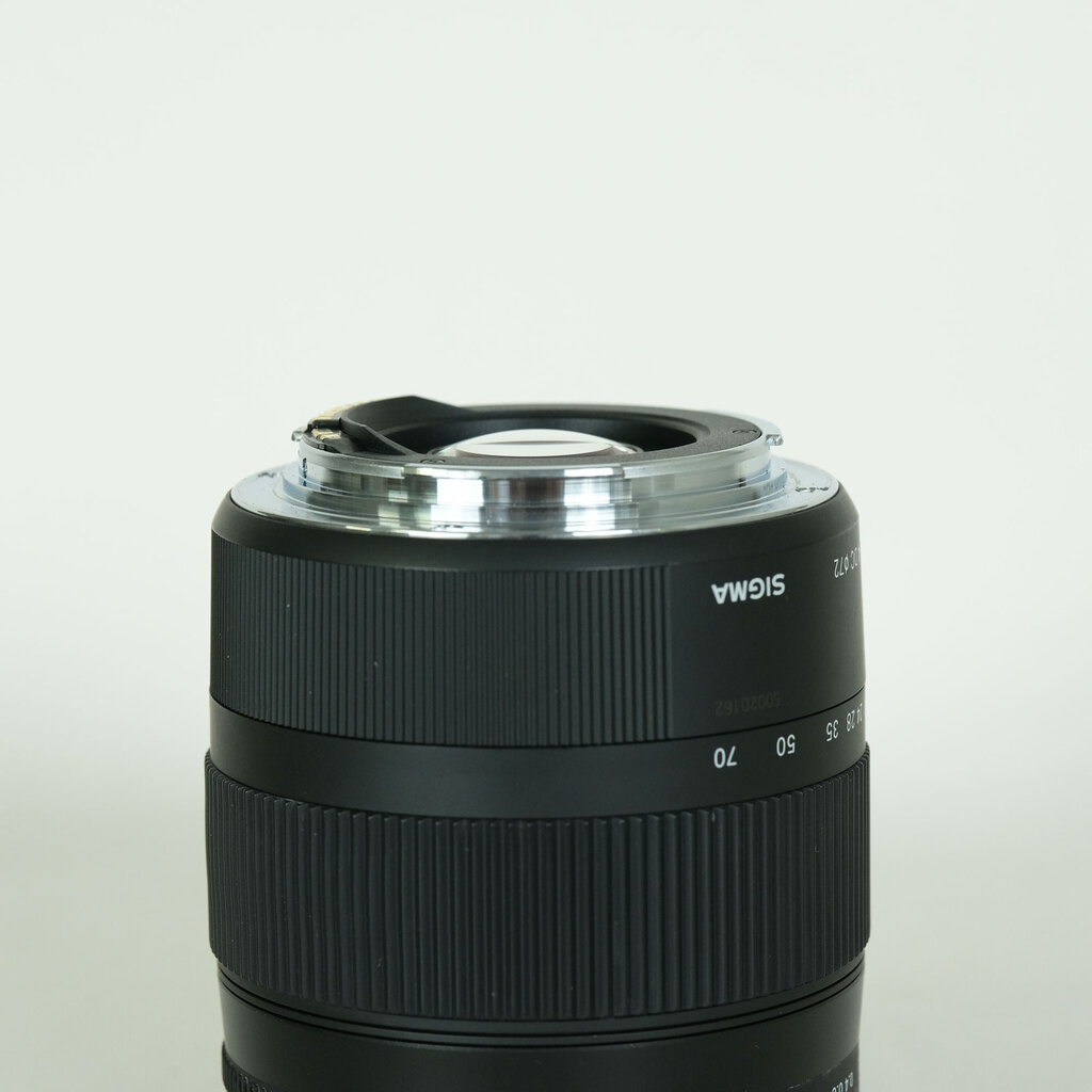 SIGMA 17-70mm F2.8-4 DC MACRO OS HSM | Contemporary [キヤノンEF用]