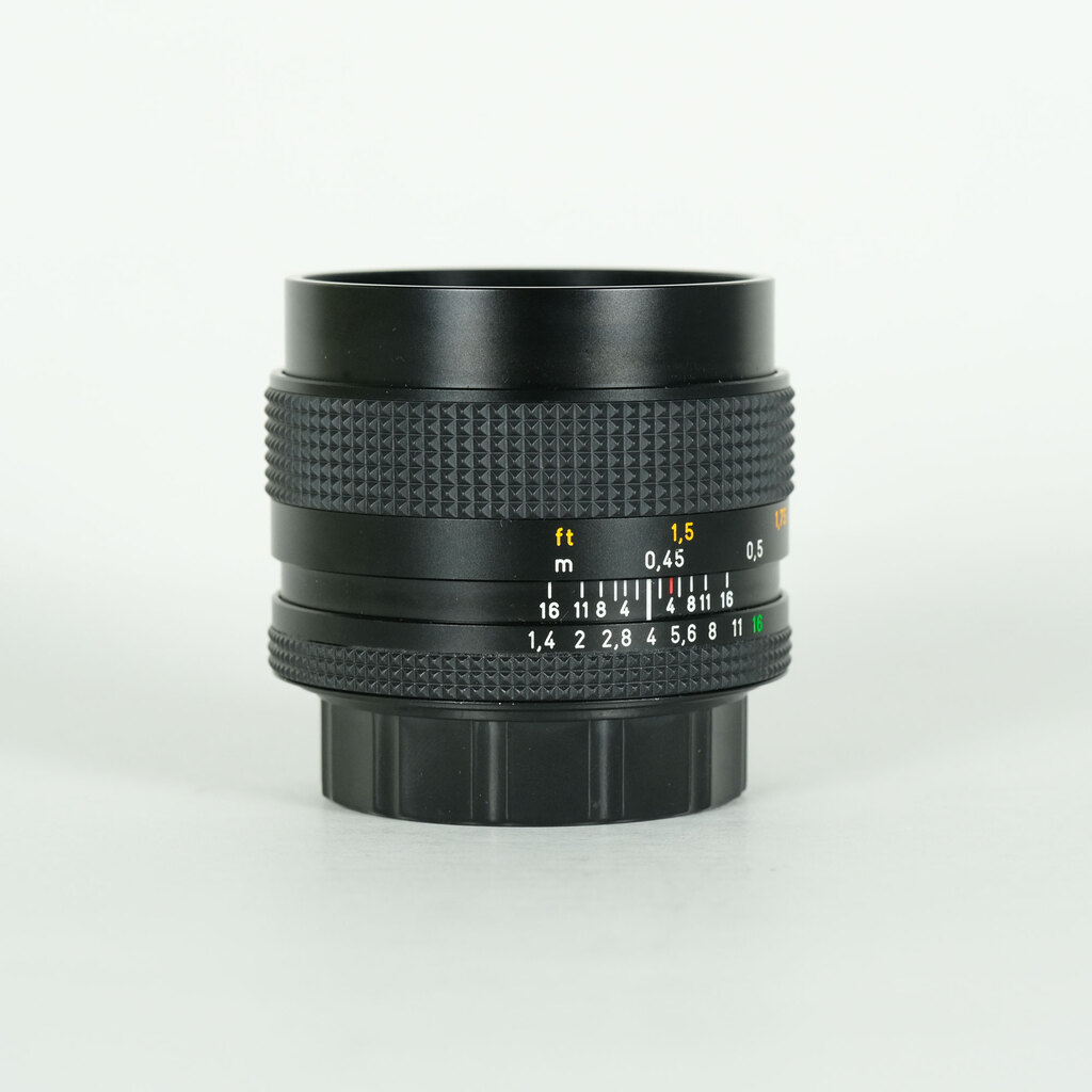 Carl Zeiss Planar T* 50mm F1.4の出品 | ONE SCENE（ワンシーン）