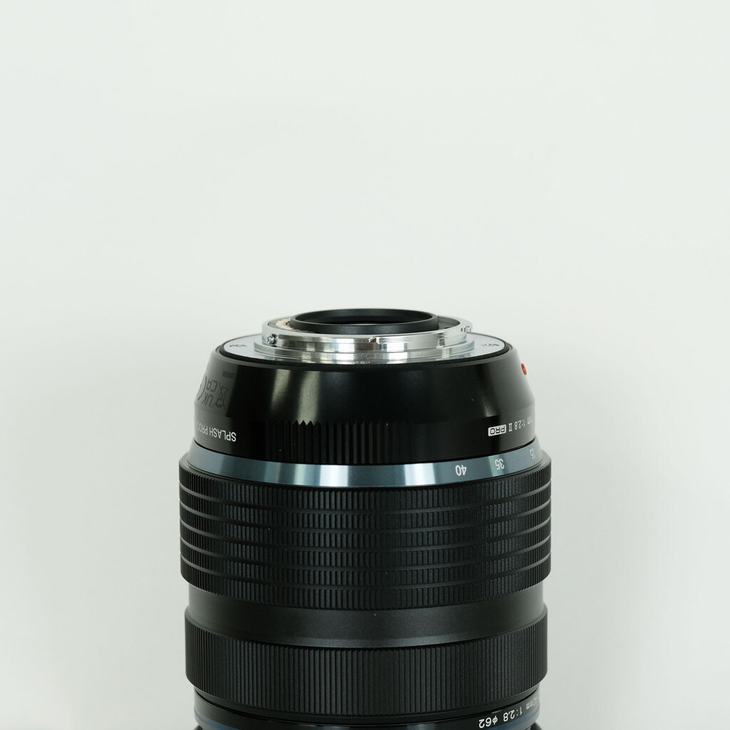 OLYMPUS M.ZUIKO DIGITAL ED 12-40mm F2.8 PRO II OLYMPUS M.ZUIKO DIGITAL ED 12-40mm F2.8 PRO II