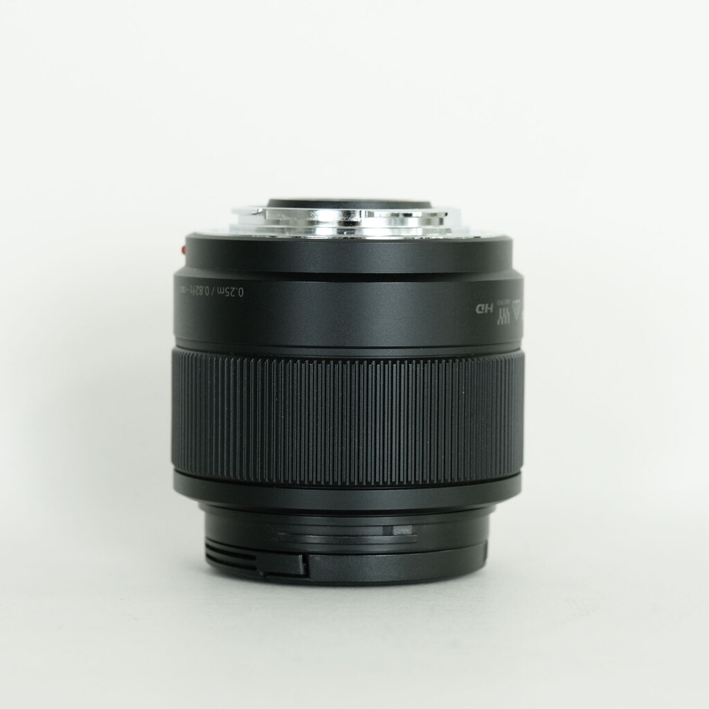 Panasonic LUMIX G 25mm F1.7 ASPH. Panasonic LUMIX G 25mm F1.7 ASPH.