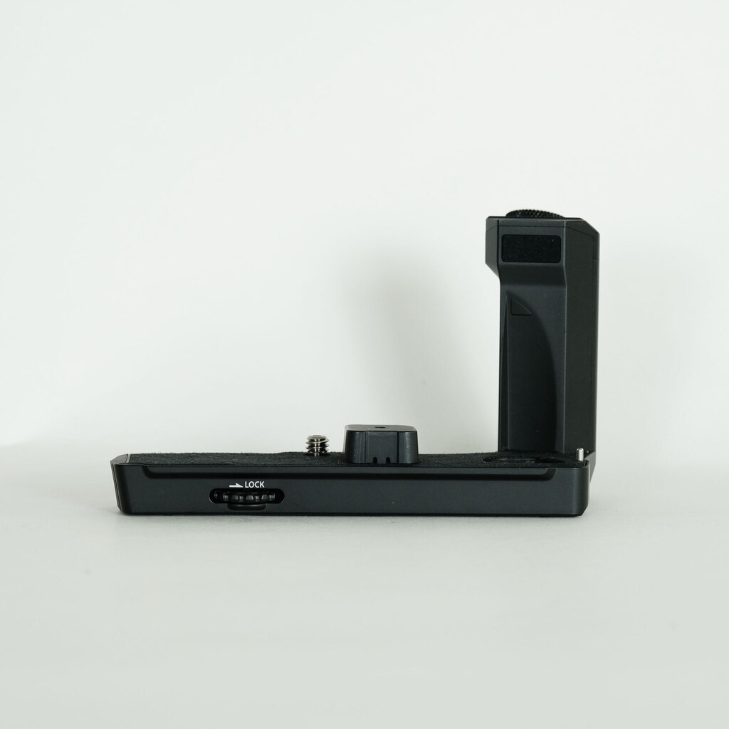 OLYMPUS OM-D E-M5 Mark II