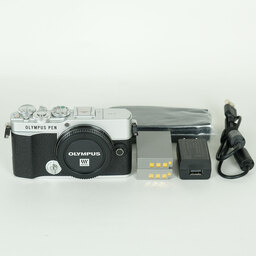 OLYMPUS PEN E-P7