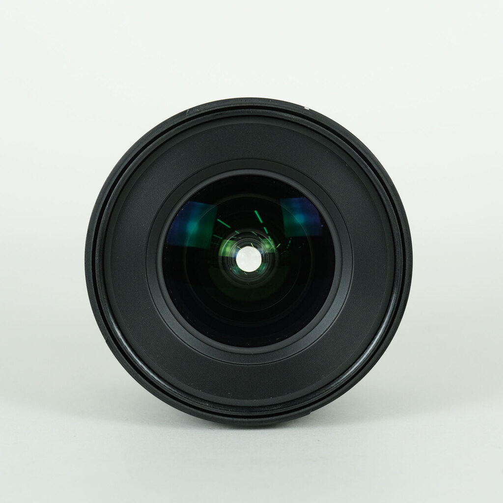 TOKINA atx-m 11-18mm F2.8E(ソニーE用/APS-C専用) TOKINA atx-m 11-18mm F2.8E(ソニーE用/APS-C専用)