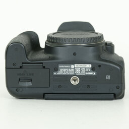 Canon EOS Kiss X8i Canon EOS Kiss X8i