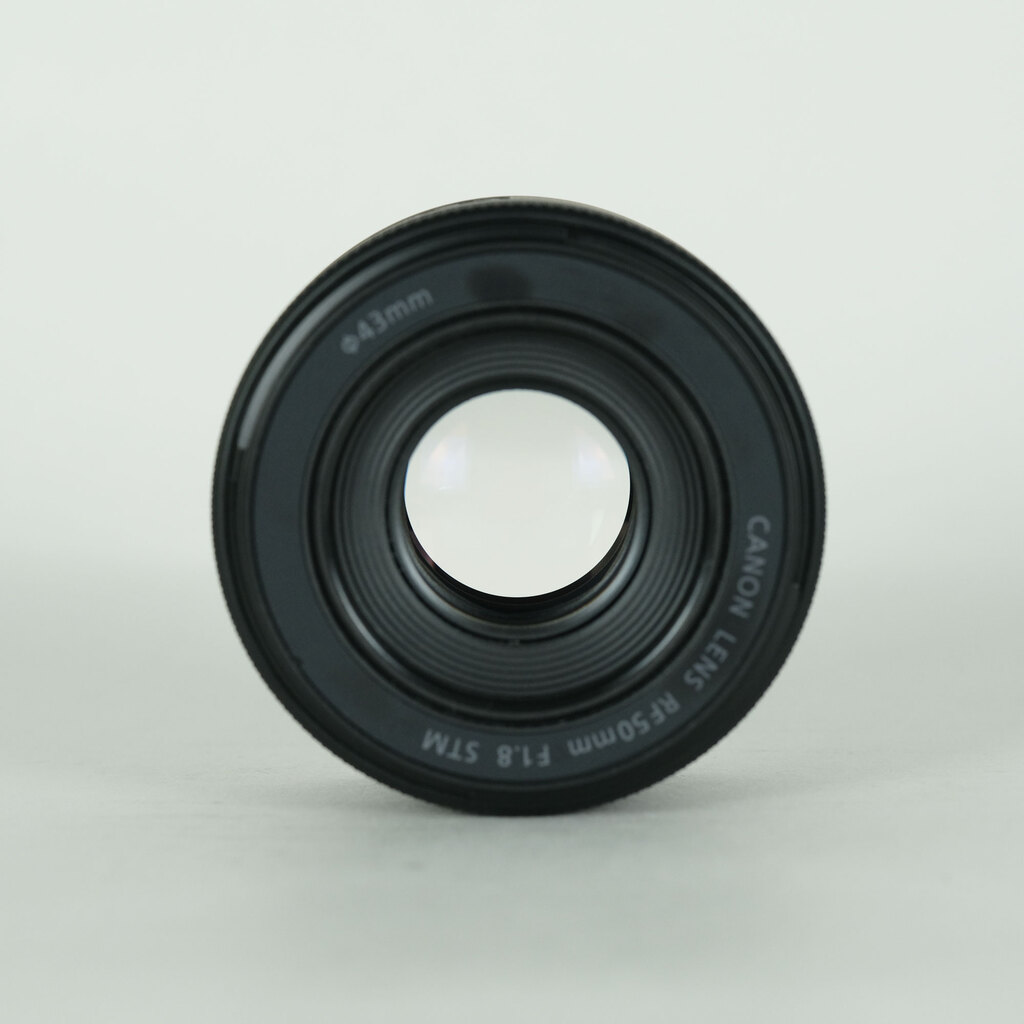 Canon RF50mm F1.8 STM