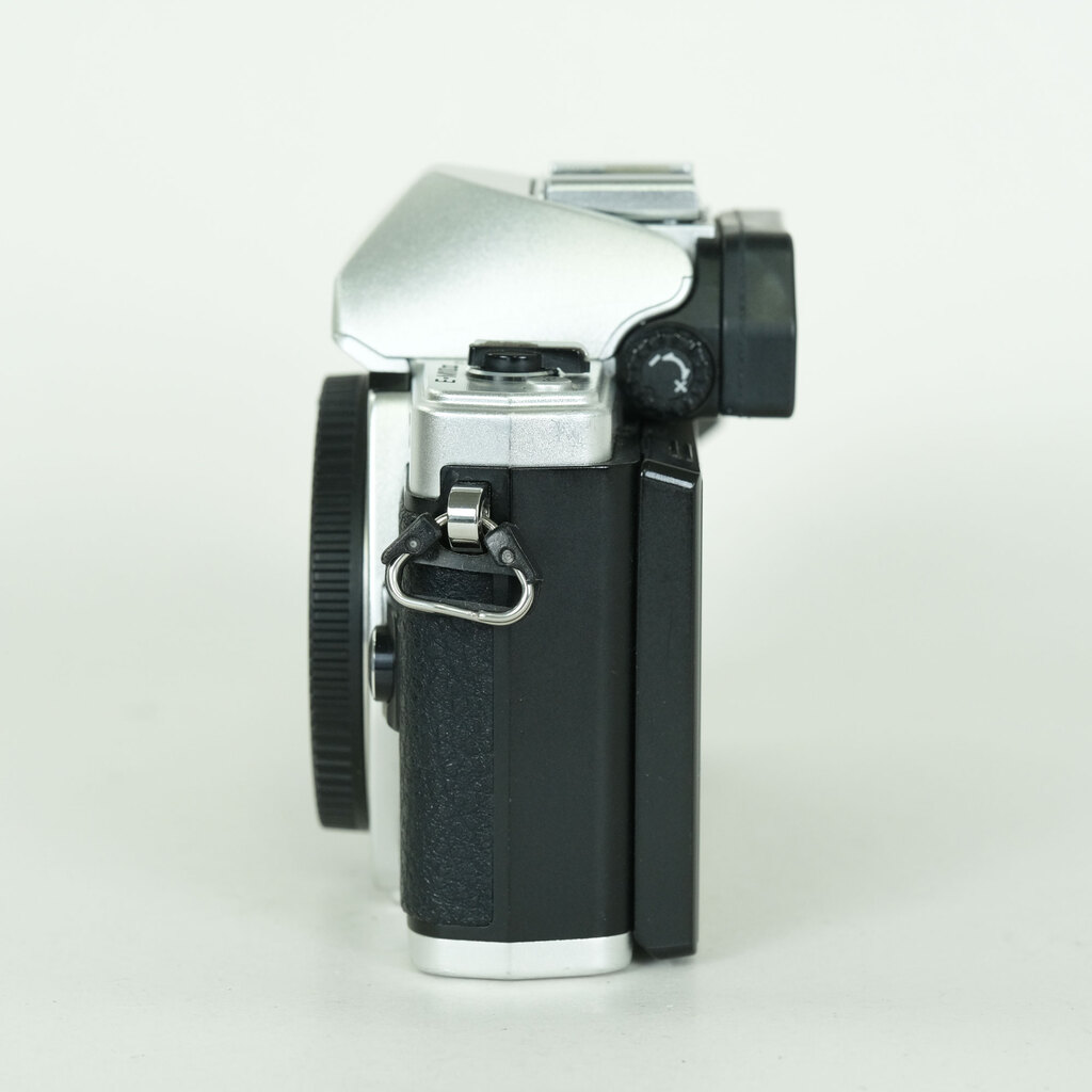 OLYMPUS OM-D E-M10 Mark II