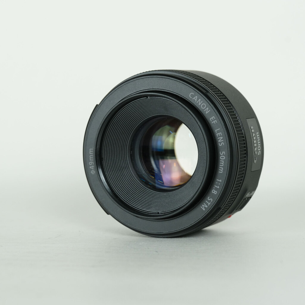 Canon EF50mm F1.8 STMの出品 | ONE SCENE（ワンシーン）