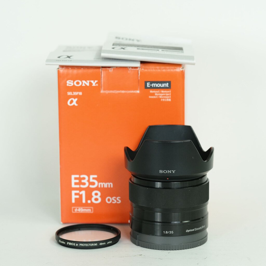 SONY E 35mm F1.8 OSS SEL35F18