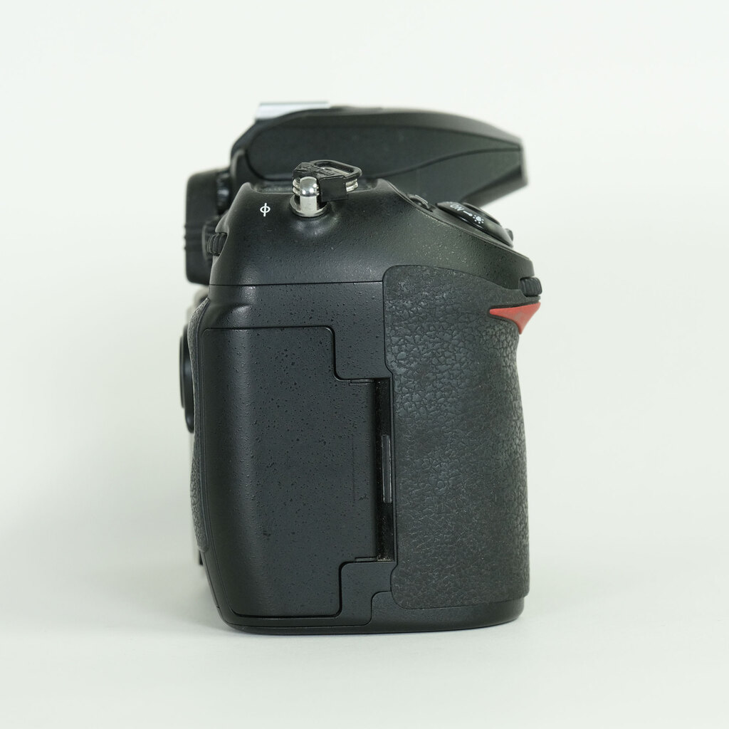 Nikon D200 ボディ Nikon D200 ボディ