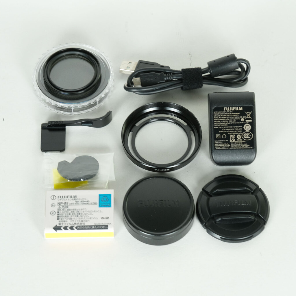 FUJIFILM X30 ブラック