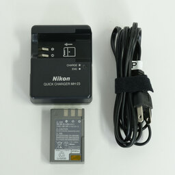 Nikon D3000 ボディ