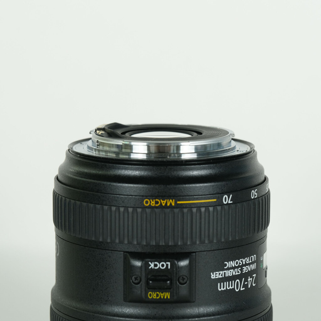 Canon EF24-70mm F4L IS USMの出品 | ONE SCENE（ワンシーン）