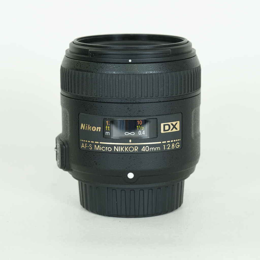 Nikon AF-S DX Micro NIKKOR 40mm f/2.8G