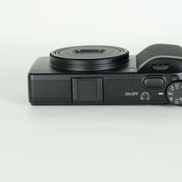 RICOH GR IV