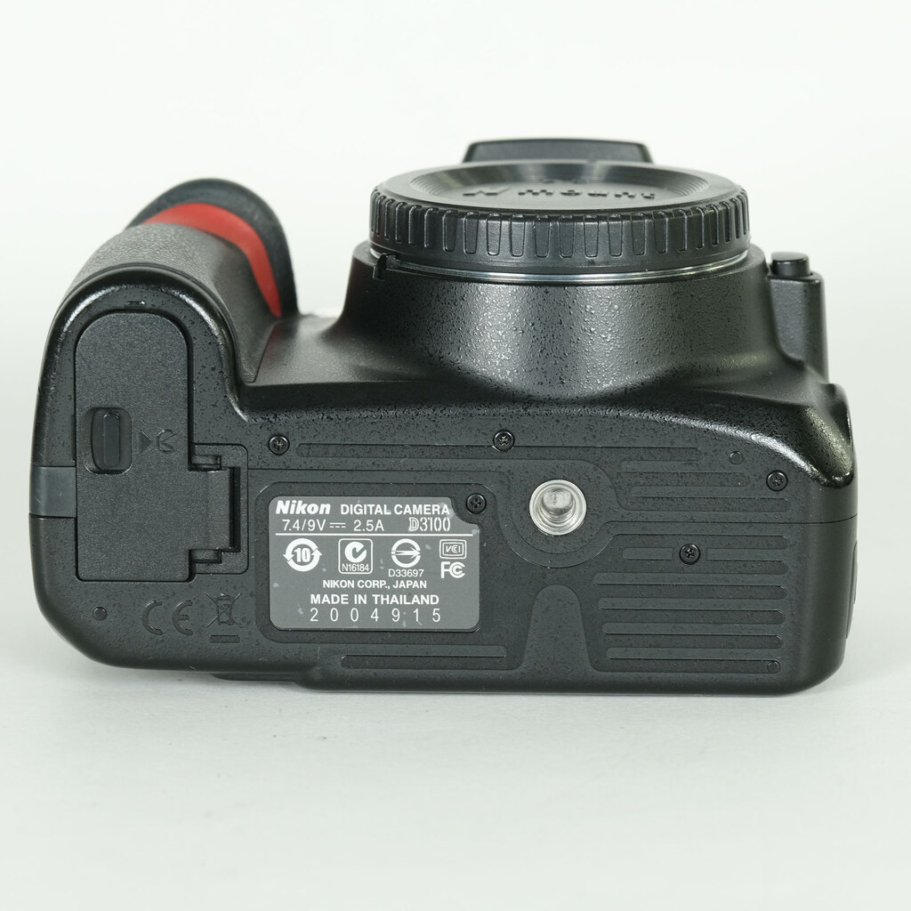 Nikon D3100 ボディ