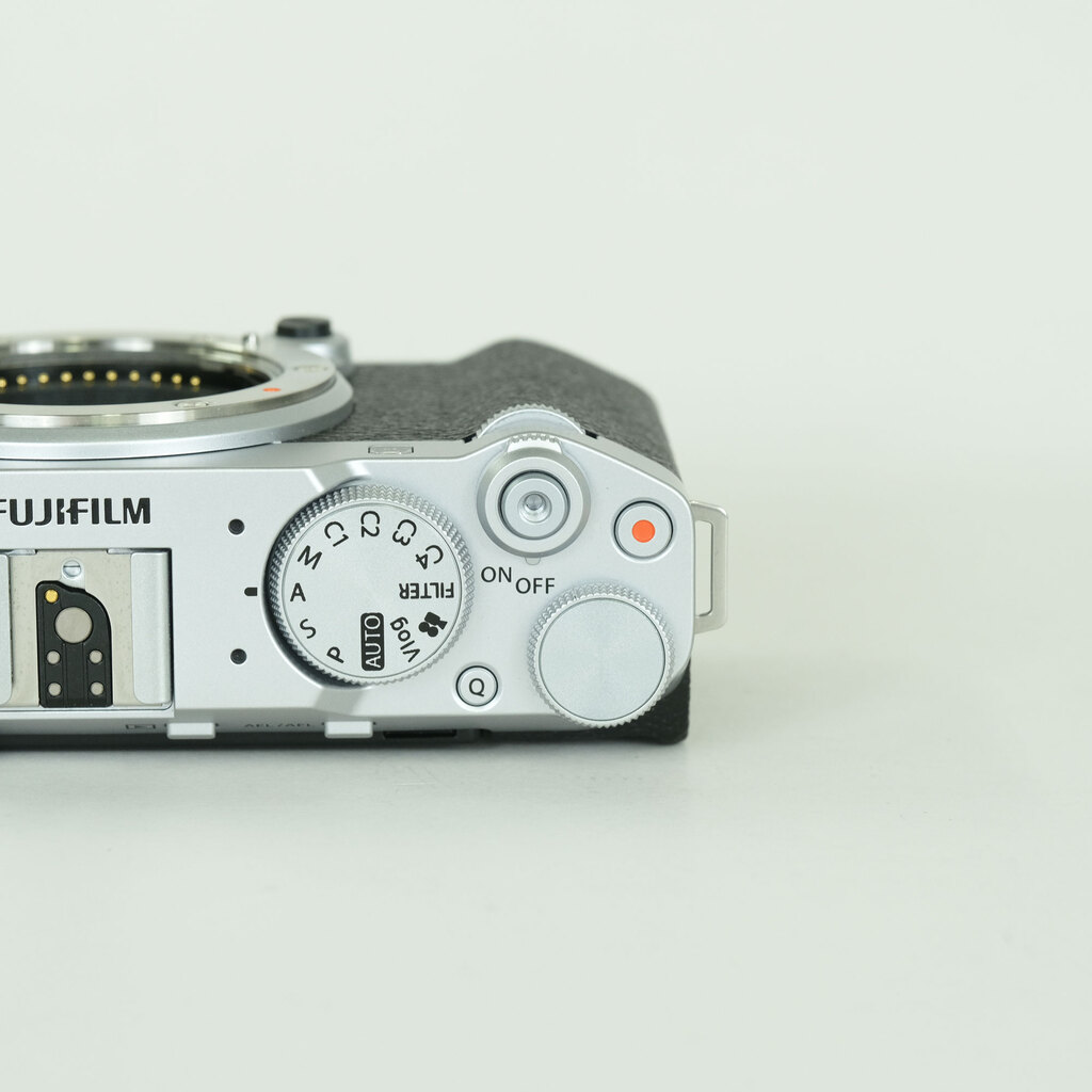 FUJIFILM X-M5 FUJIFILM X-M5