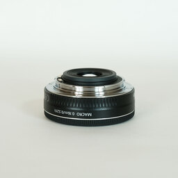 Canon EF-S24mm F2.8 STM