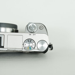 SONY α6000（ILCE-6000）