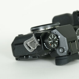 FUJIFILM X-H1