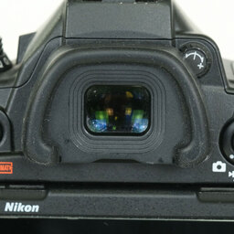 Nikon D780
