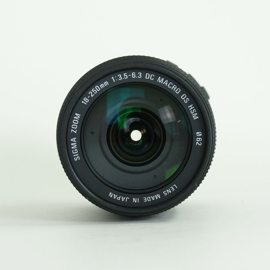 SIGMA 18-250mm F3.5-6.3 DC MACRO OS HSM (キヤノンEF用)