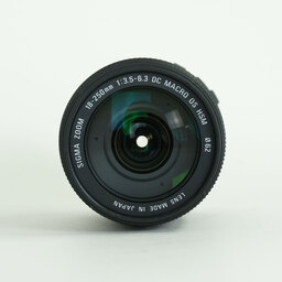 SIGMA 18-250mm F3.5-6.3 DC MACRO OS HSM (キヤノンEF用)