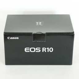 Canon EOS R10