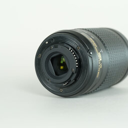 Nikon AF-P DX NIKKOR 70-300mm f/4.5-6.3G ED VR Nikon AF-P DX NIKKOR 70-300mm f/4.5-6.3G ED VR