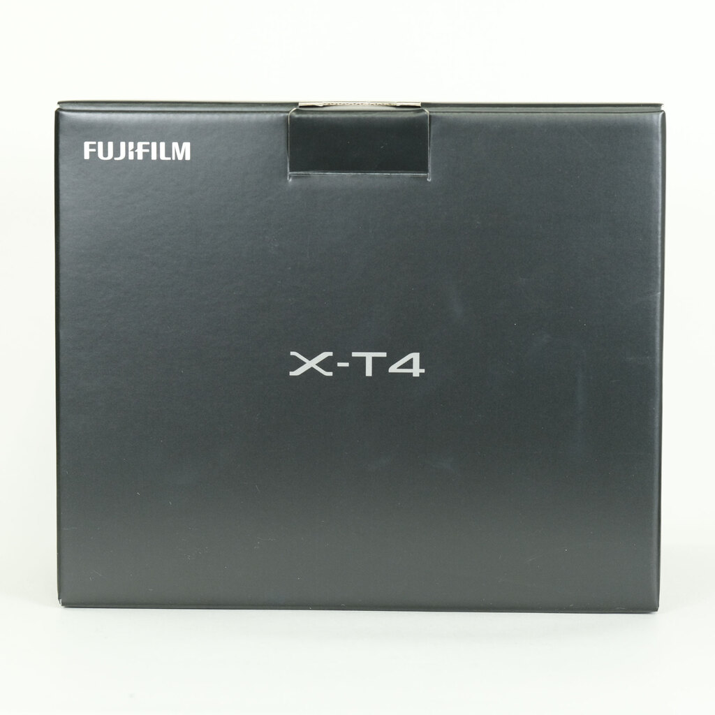 FUJIFILM X-T4