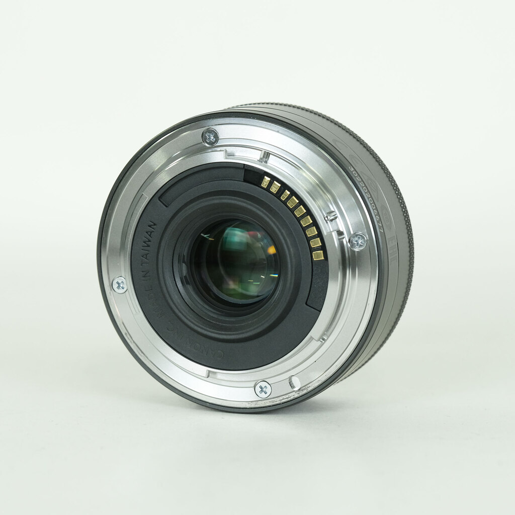 Canon EF-M22mm F2 STM