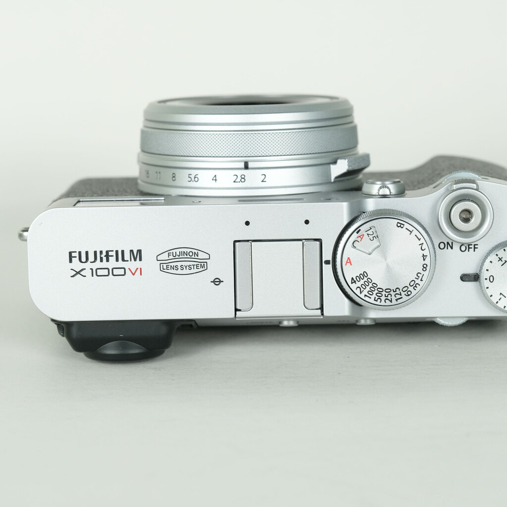 FUJIFILM X100VI