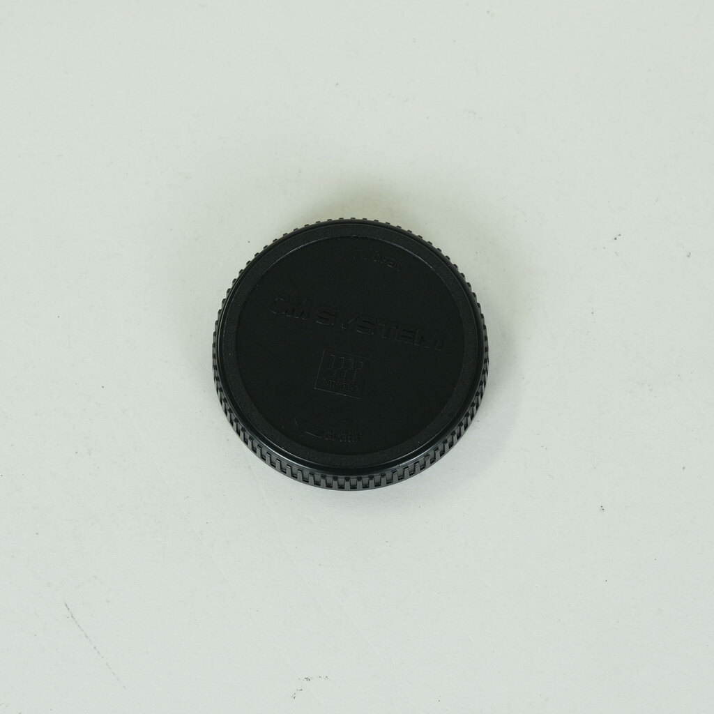 OLYMPUS M.ZUIKO DIGITAL ED 8mm F1.8 Fisheye PRO