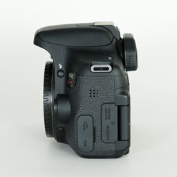 Canon EOS Kiss X8i Canon EOS Kiss X8i