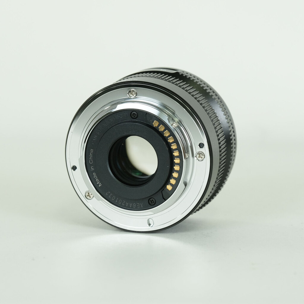 Panasonic LEICA DG SUMMILUX 15mm F1.7 ASPH. Panasonic LEICA DG SUMMILUX 15mm F1.7 ASPH.