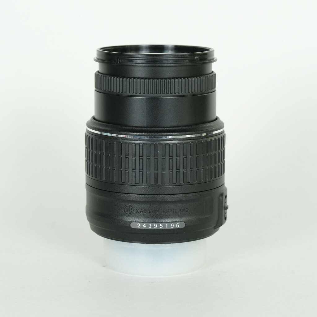 Nikon AF-S DX NIKKOR 18-55mm f3.5-5.6G VR II
