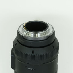 Canon RF600mm F11 IS STM