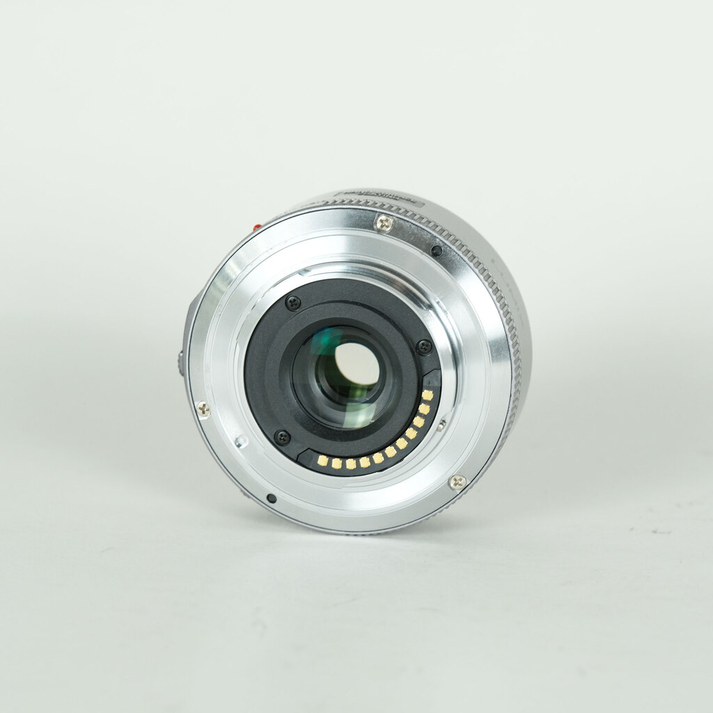Panasonic LUMIX G X VARIO PZ 14-42mm / F3.5-5.6 ASPH. / POWER