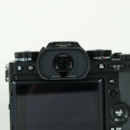 FUJIFILM X-T5