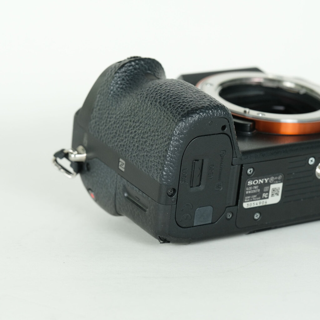 SONY α7 II(ILCE-7M2) SONY α7 II(ILCE-7M2)