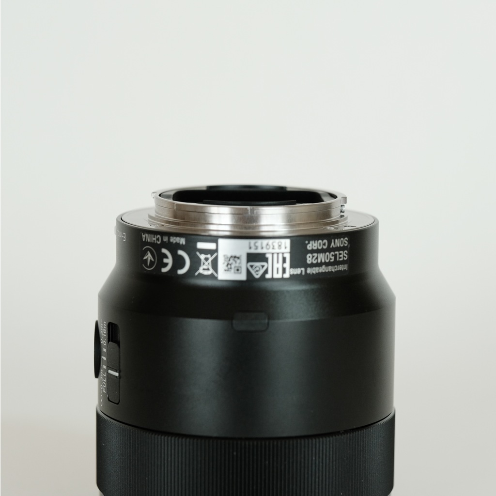 SONY FE 50mm F2.8 Macro SEL50M28の出品 | ONE SCENE（ワンシーン）