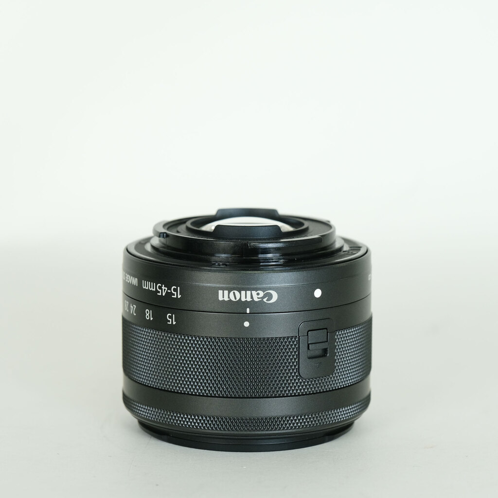 Canon EF-M15-45mm F3.5-6.3 IS STM