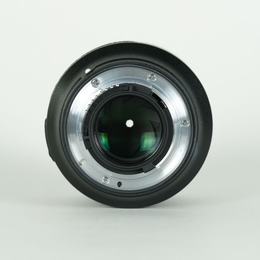 Nikon AF-S NIKKOR 85mm f/1.8Gの出品 | ONE SCENE（ワンシーン）
